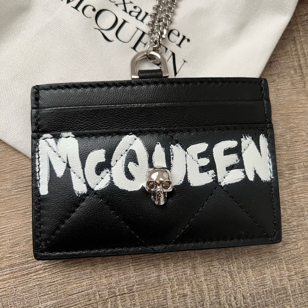 Alexander McQueen Chain Cardholder in Black